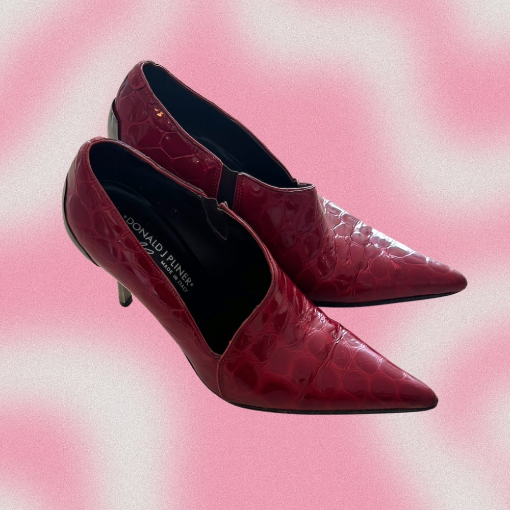 Donald J Pliner Red Croc-Embossed Leather Heels - Made in Italy - Size 6 M